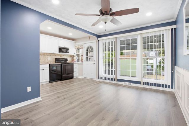 1422 GREENWAY RD, Swarthmore, PA 19081