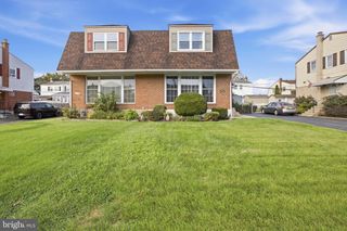1422 GREENWAY RD, Swarthmore, PA 19081