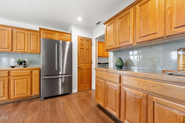 1144 Colonial Drive, Grants Pass, OR 97526
