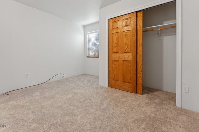 1144 Colonial Drive, Grants Pass, OR 97526