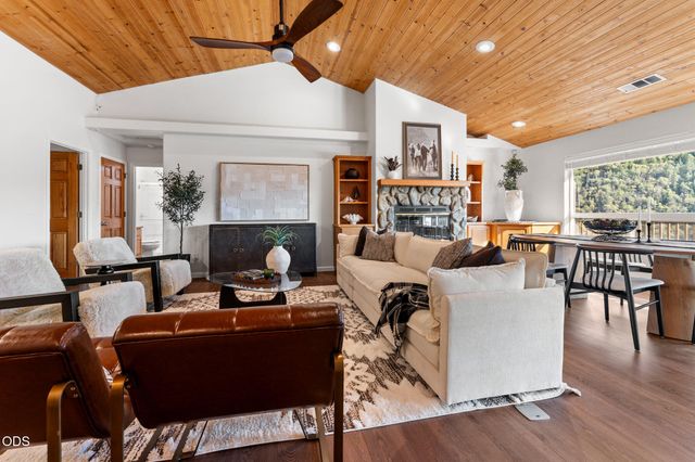 1144 Colonial Drive, Grants Pass, OR 97526