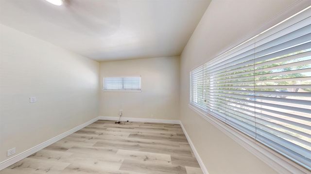 3015 N Adoline Avenue, Fresno, CA 93705