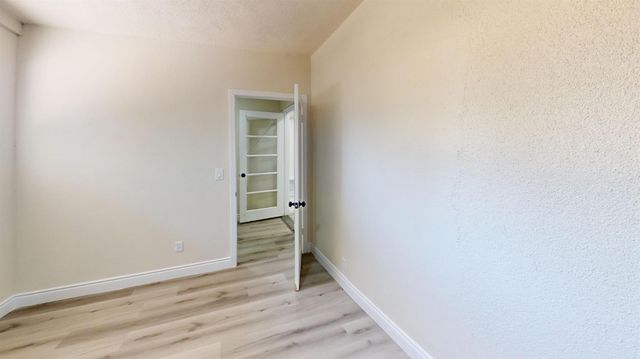 3015 N Adoline Avenue, Fresno, CA 93705