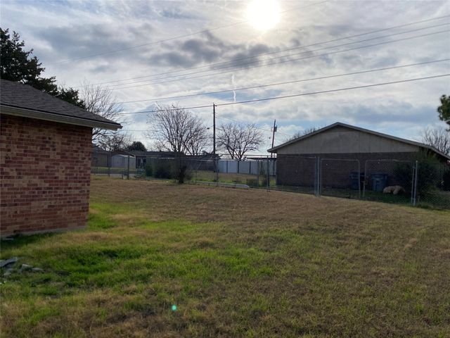 4140 Wilshire Boulevard, Dallas, TX 75241