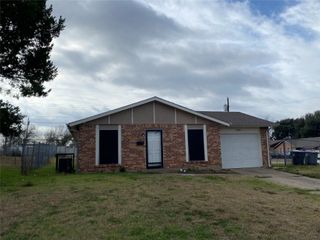 4140 Wilshire Boulevard, Dallas, TX 75241