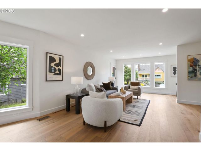 4750 N KERBY Ave, Portland, OR 97217