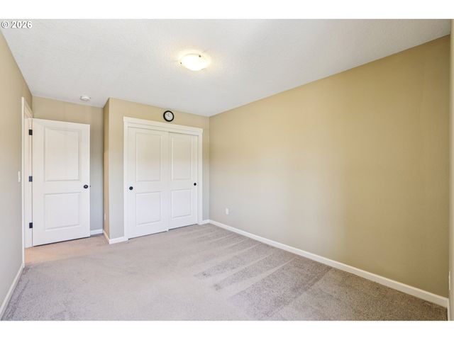 2117 Se COCHRAN Dr, Gresham, OR 97080