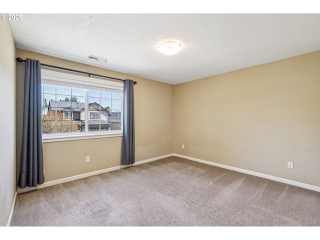 2117 Se COCHRAN Dr, Gresham, OR 97080