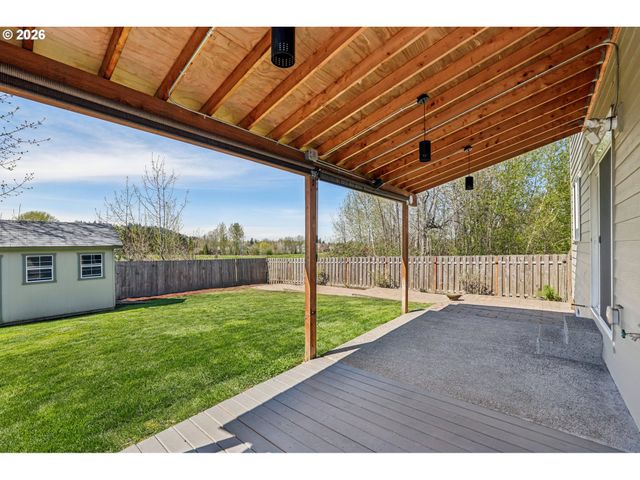 2117 Se COCHRAN Dr, Gresham, OR 97080