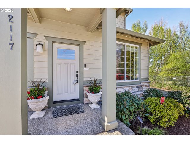 2117 Se COCHRAN Dr, Gresham, OR 97080