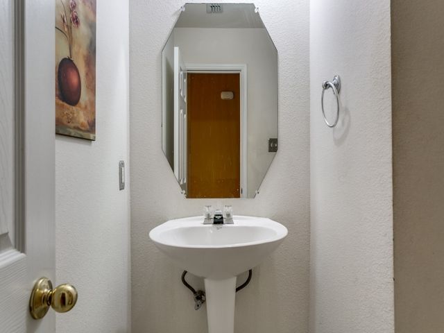 1105 Riverside Drive, Lewisville, TX 75067