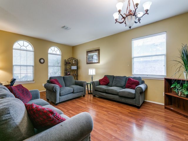 1105 Riverside Drive, Lewisville, TX 75067