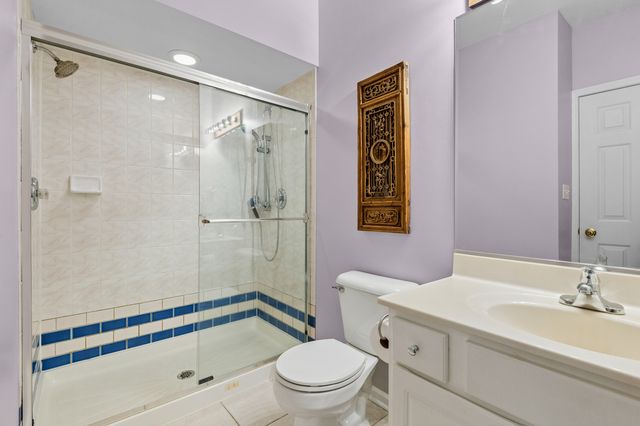 4536 N Sheridan Road 303, Chicago, IL 60640