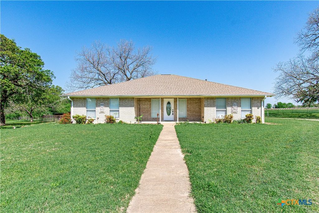 500 W HWY 31, Dawson, TX 76639