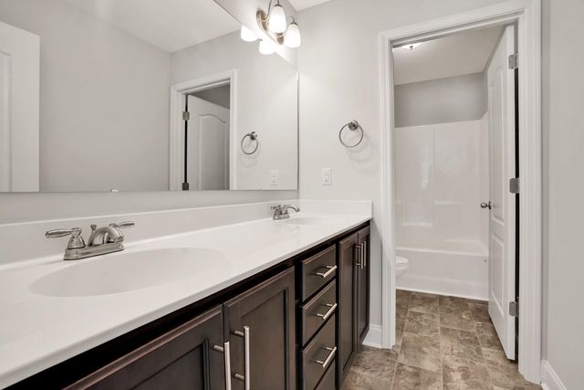 1129 NW Forest Bend Dr., Calabash, NC 28467
