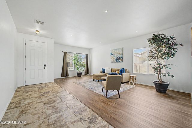 583 E Sterling Canyon Drive, Vail, AZ 85641