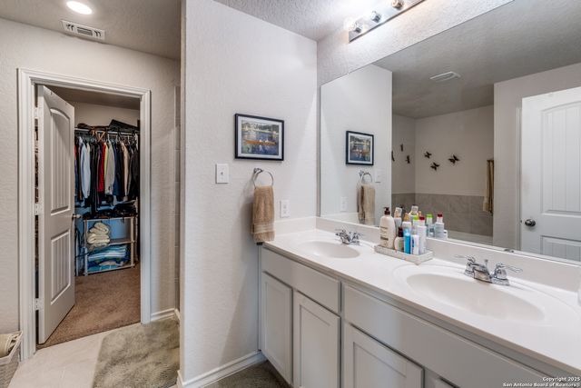 176 Harley Hay, Cibolo, TX 78108