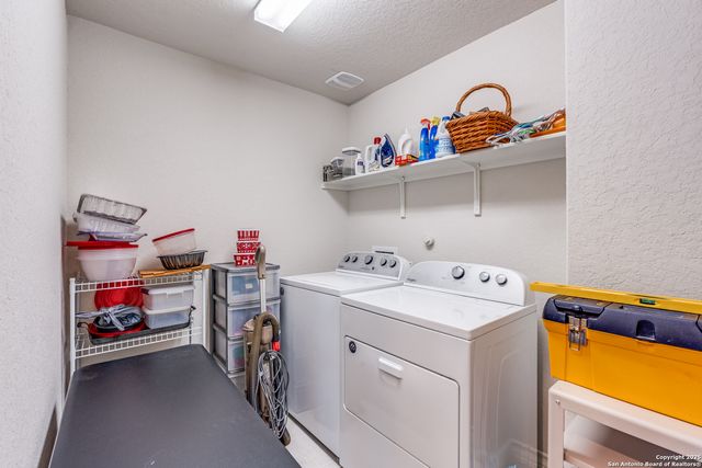 176 Harley Hay, Cibolo, TX 78108