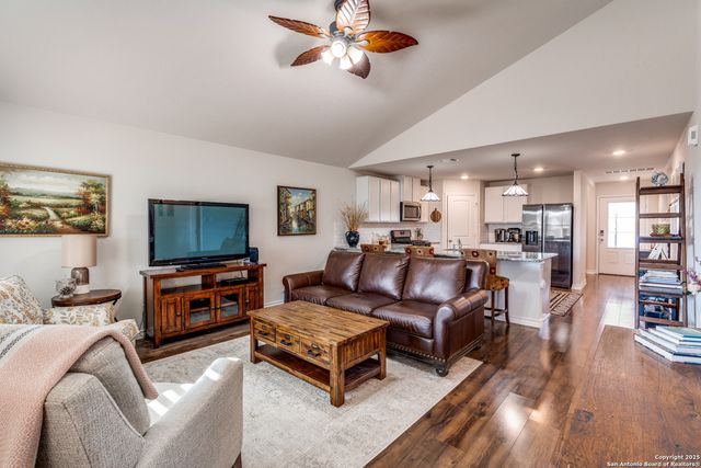 176 Harley Hay, Cibolo, TX 78108