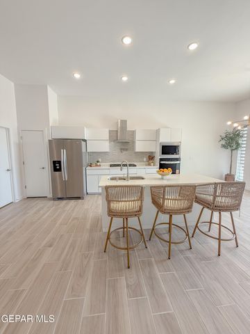 12721 Captain Claudia Court, El Paso, TX 79928