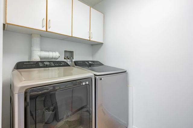 1 Cin Fre Drive, Hudson, NH 03051