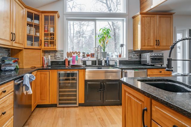 1 Cin Fre Drive, Hudson, NH 03051