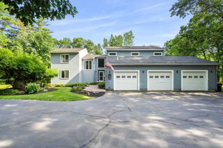 1 Cin Fre Drive, Hudson, NH 03051