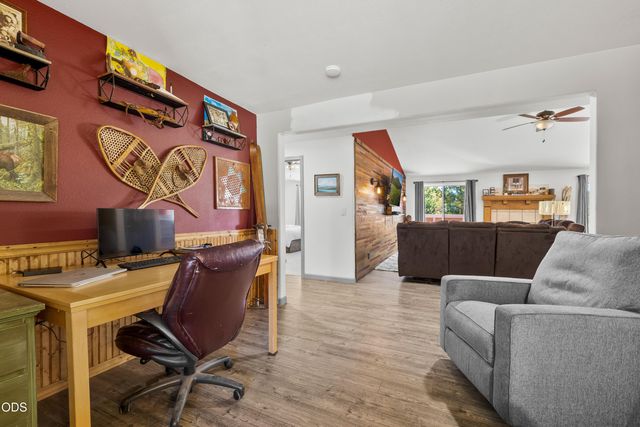 63272 Stonewood Drive, Bend, OR 97701