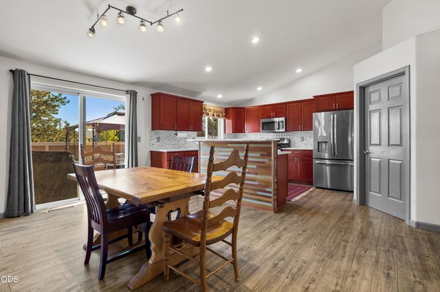 63272 Stonewood Drive, Bend, OR 97701