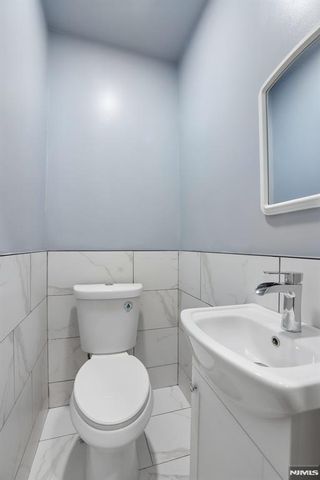 31 Claremont Avenue, Jersey City, NJ 07305