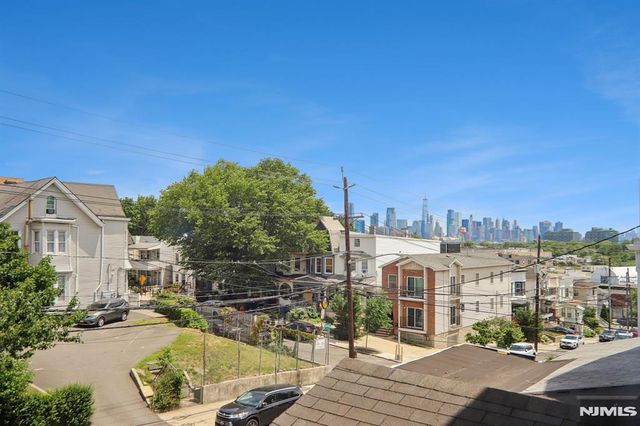 31 Claremont Avenue, Jersey City, NJ 07305