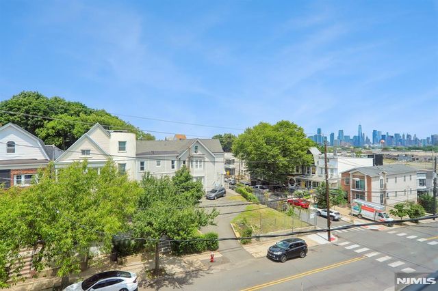 31 Claremont Avenue, Jersey City, NJ 07305