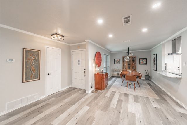 3311 Somerset Drive, Arlington, TX 76013