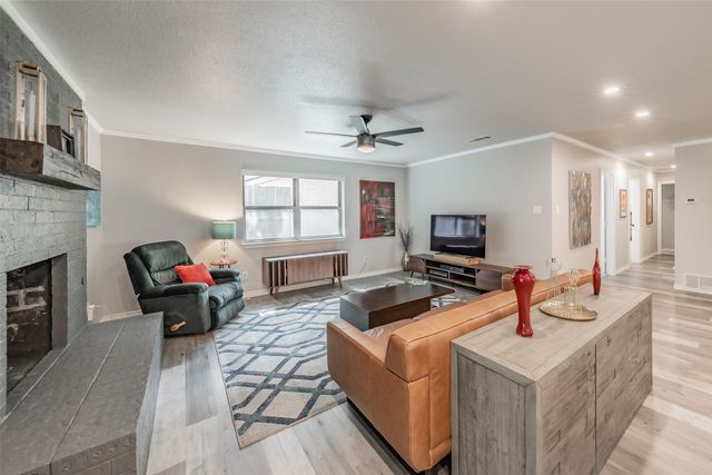 3311 Somerset Drive, Arlington, TX 76013