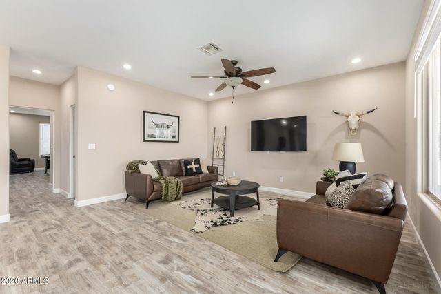 5435 E TAPEKIM Road, Cave Creek, AZ 85331