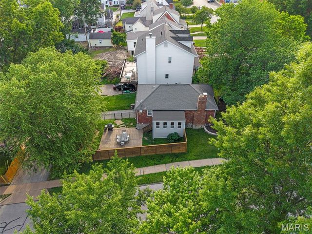 9102 White Avenue, Brentwood, MO 63144