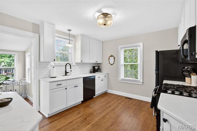 9102 White Avenue, Brentwood, MO 63144