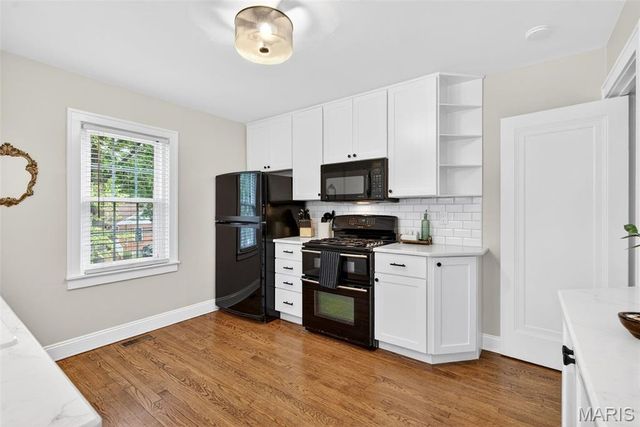9102 White Avenue, Brentwood, MO 63144
