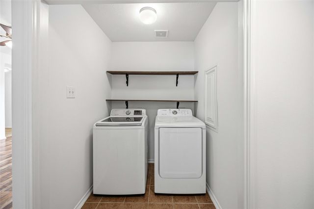 8426 Bay Run Avenue, Baytown, TX 77521