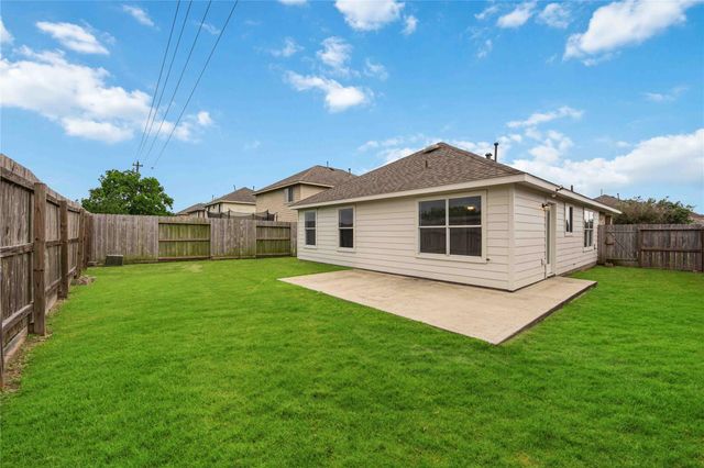 8426 Bay Run Avenue, Baytown, TX 77521