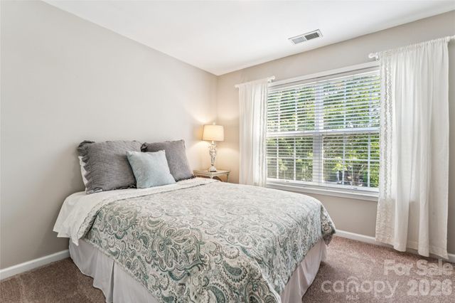 9639 Brandybuck Drive NW, Charlotte, NC 28269