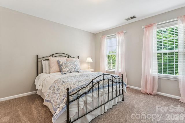 9639 Brandybuck Drive NW, Charlotte, NC 28269