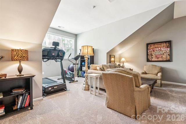 9639 Brandybuck Drive NW, Charlotte, NC 28269