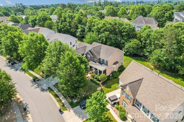 9639 Brandybuck Drive NW, Charlotte, NC 28269