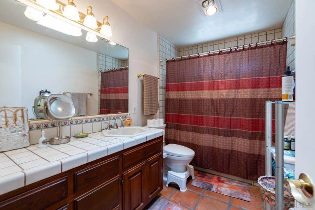 29828 Margale Lane, Vista, CA 92084