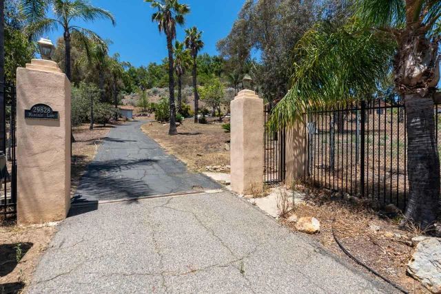 29828 Margale Lane, Vista, CA 92084