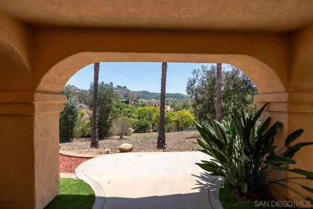 29828 Margale Lane, Vista, CA 92084