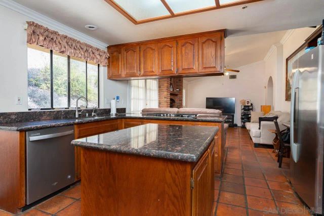 29828 Margale Lane, Vista, CA 92084