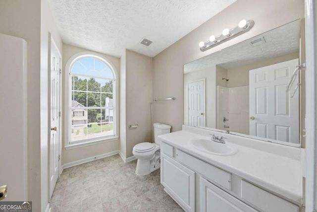 4516 Swan Trace, Union City, GA 30349