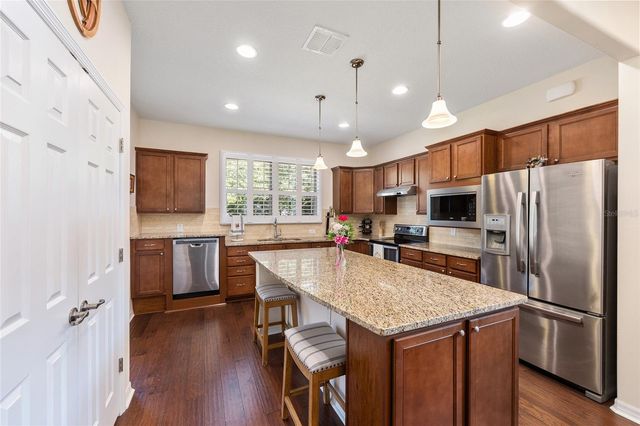 7676 SW 94TH CIRCLE, Ocala, FL 34481